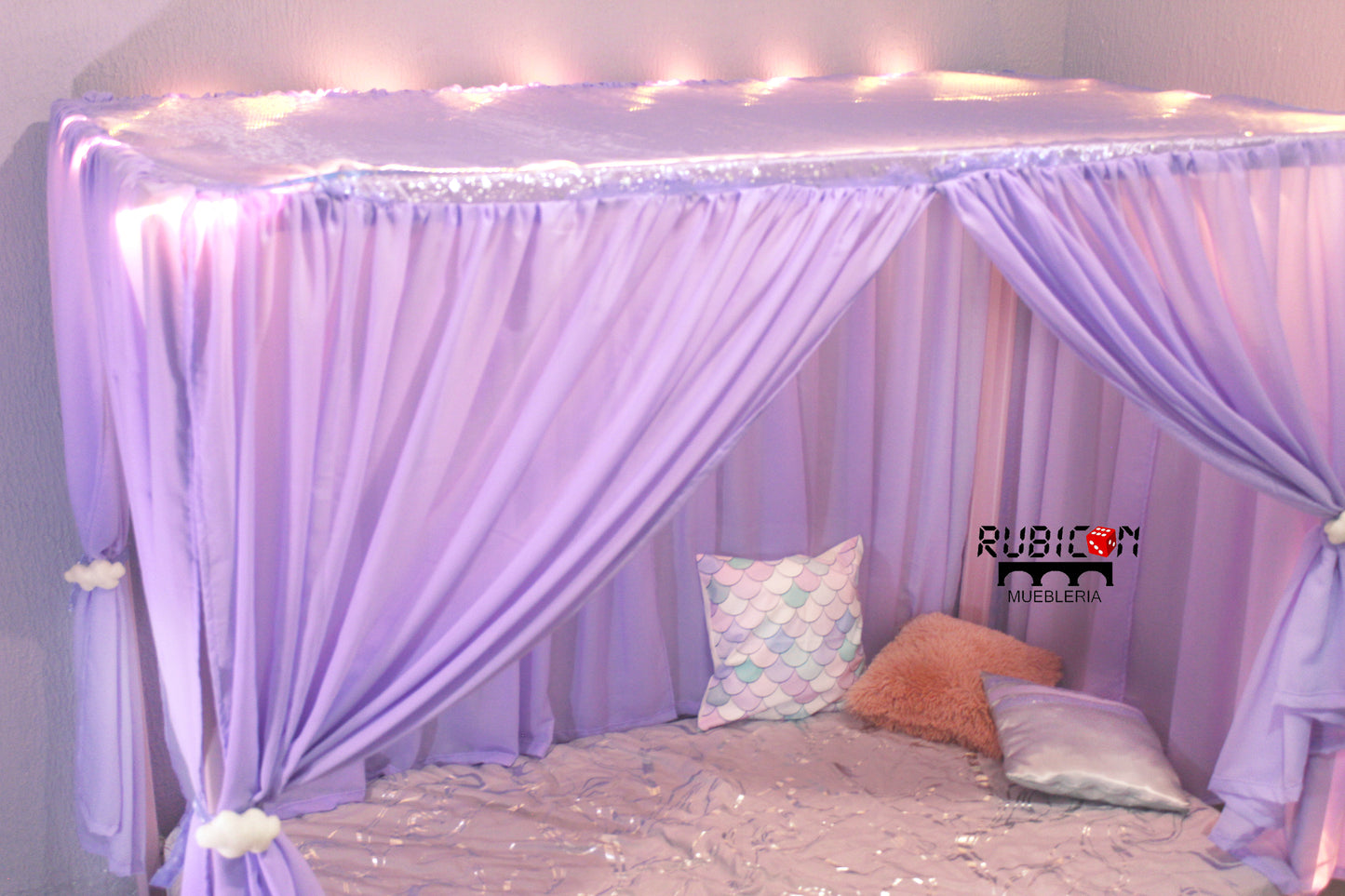 Cama Montessori casita de sueños en madera y pabellón mosquitero +vendido