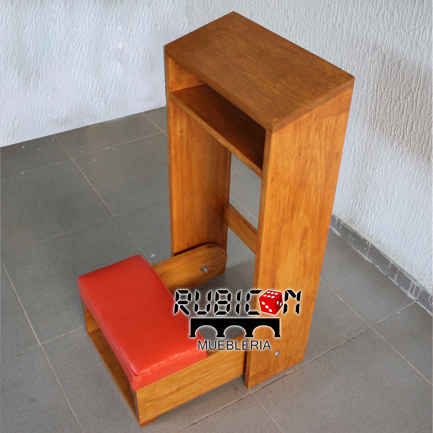 Reclinatorio banco taburete para orar de madera con tapiz