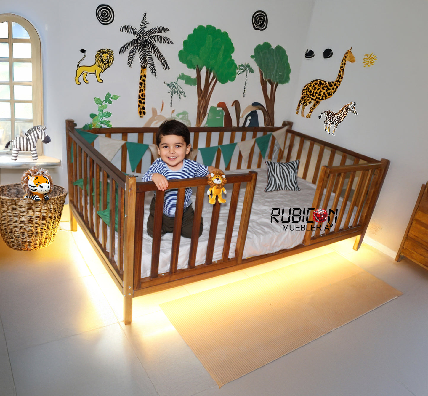 Cama Montessori de madera recamara para niños cuna con barandales