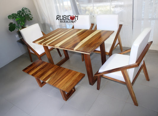 Comedor de madera sólida de parota más 4 sillas y banca